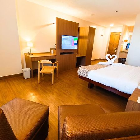 Nature'S Village Resort Bacolod Dış mekan fotoğraf